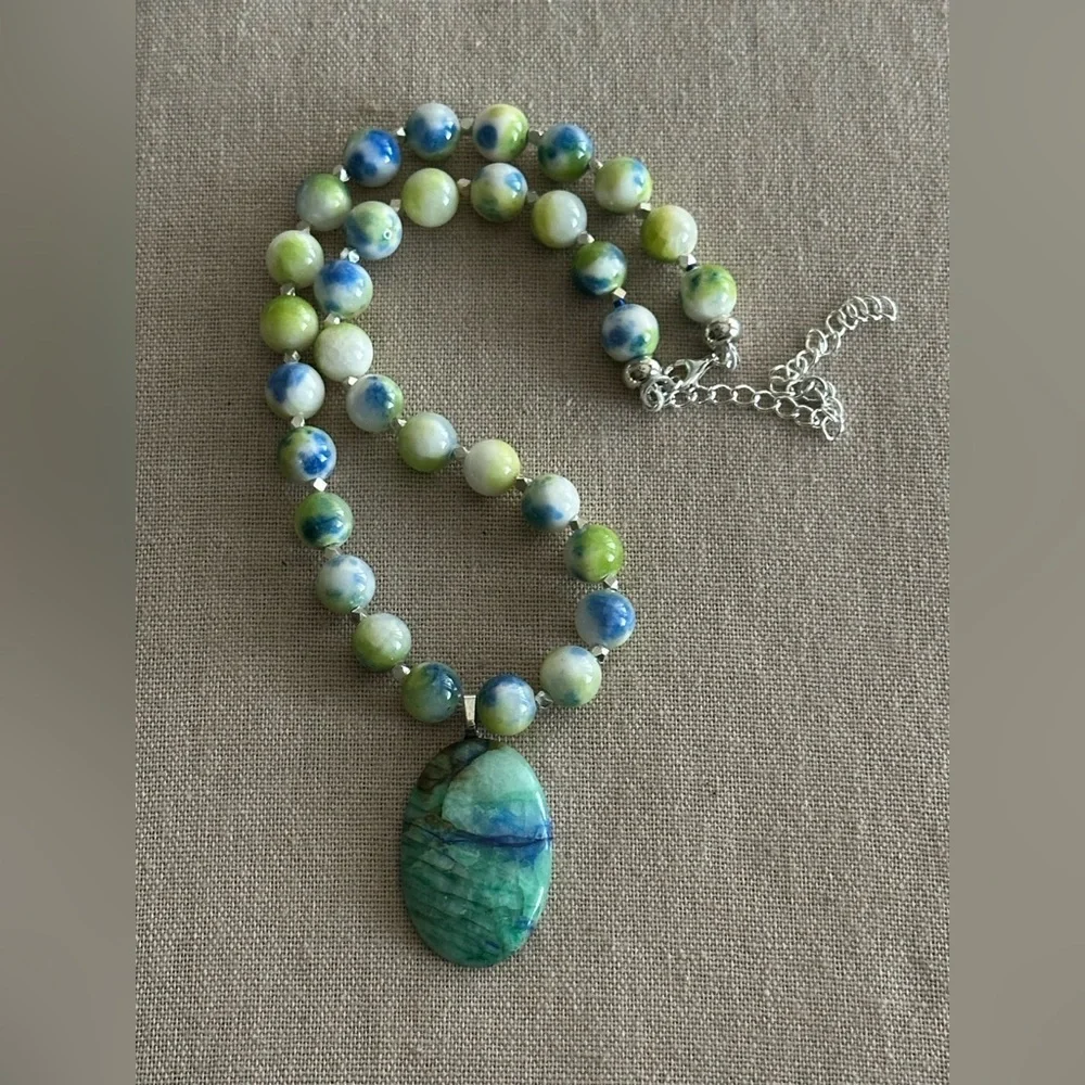 18-1/2 inch Persian Chalcedony bead necklace NWOT - Picture 5 of 10